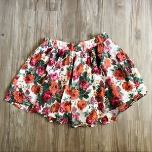 NWOT Show Me Your Mumu Floral Skort